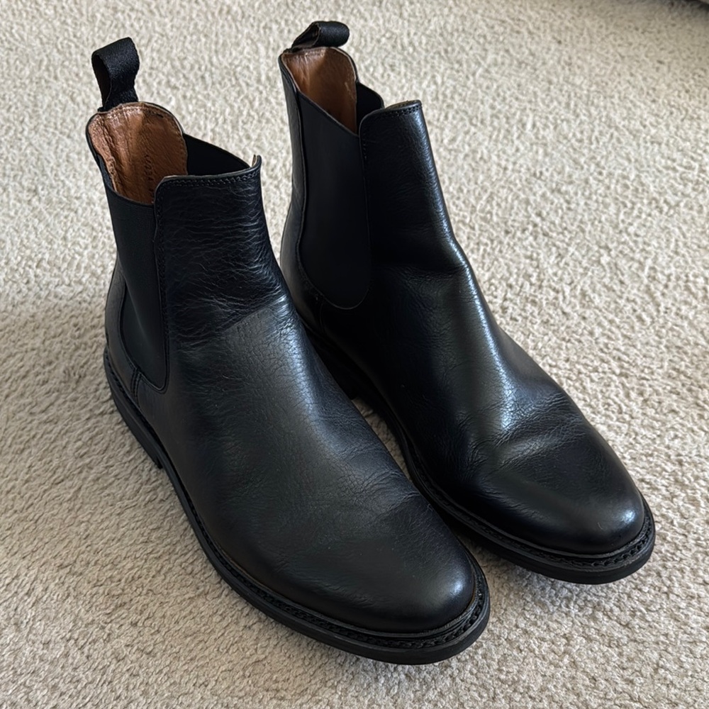 Frye Men's Black Leather Chelsea Boots
